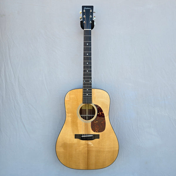 Eastman E1D-DLX Acoustic Guitar with Padded Gig Bag